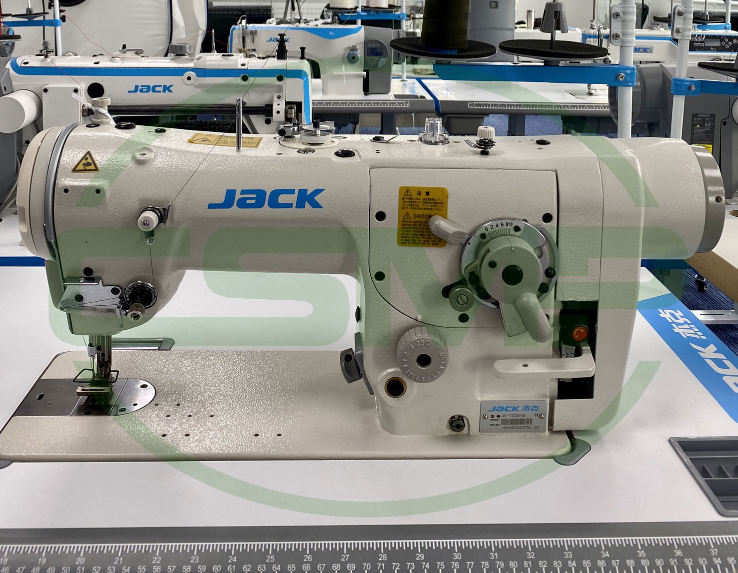 JACK JK-T2284B-4E STANDARD/3 STEP UBT ZIG ZAG DIRECT DRIVE MACHINE